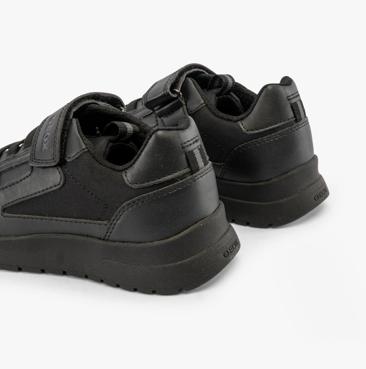 GEOX J BRIEZEE Boys Trainers Black
