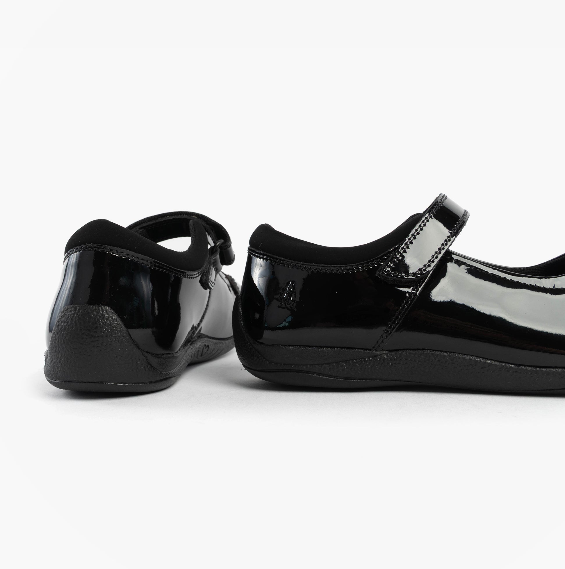 Hush Puppies CHRISTINA PATENT JUNIOR Girls Shoes Black